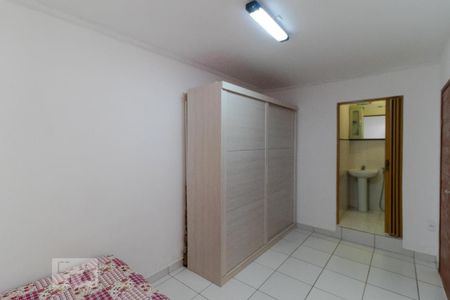 Casa à venda com 256m², 4 quartos e 3 vagasSuíte 01