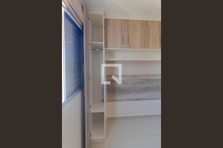 Apartamento para alugar com 43m², 2 quartos e 1 vagaQuarto 01 - Armário