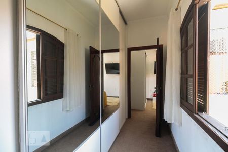 Casa à venda com 266m², 5 quartos e 1 vagaCloset Suíte 