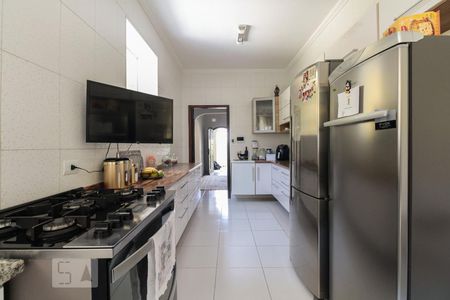 Casa à venda com 266m², 5 quartos e 1 vagaCozinha 