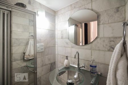 Casa à venda com 266m², 5 quartos e 1 vagaBanheiro Suíte 