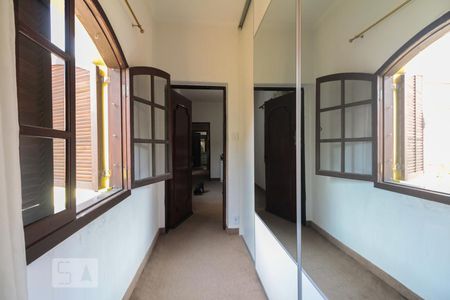 Casa à venda com 266m², 5 quartos e 1 vagaCloset Suíte 