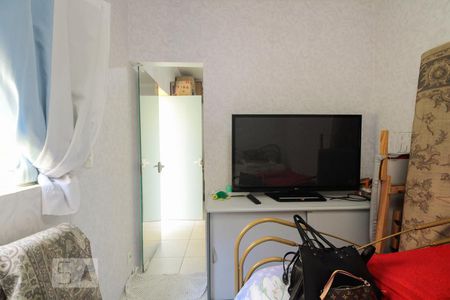 Casa à venda com 266m², 5 quartos e 1 vagaQuarto de serviço 