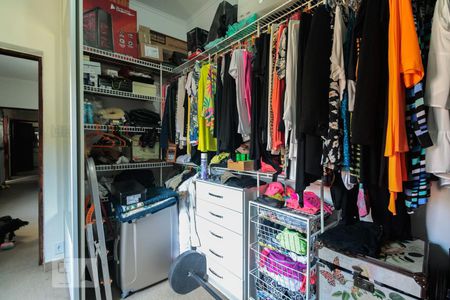 Casa à venda com 266m², 5 quartos e 1 vagaCloset Suíte 