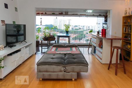 Sala de apartamento para alugar com 3 quartos, 104m² em Jardim Avelino, São Paulo