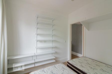 Apartamento à venda com 105m², 2 quartos e 1 vagaQuarto 2