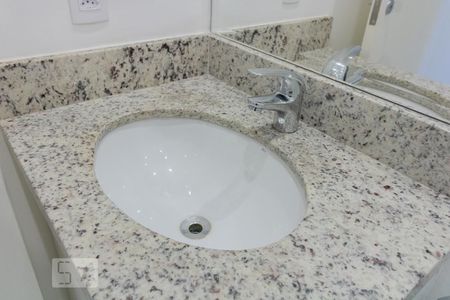 Apartamento à venda com 105m², 2 quartos e 1 vagaBanheiro 1 Suíte