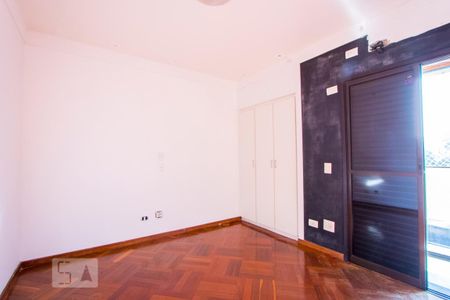 Apartamento para alugar com 129m², 3 quartos e 2 vagasQuarto 2