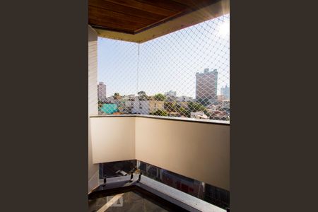Apartamento para alugar com 129m², 3 quartos e 2 vagasVaranda do quarto 2