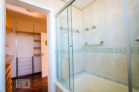 Apartamento para alugar com 129m², 3 quartos e 2 vagasBanheiro do quarto 3