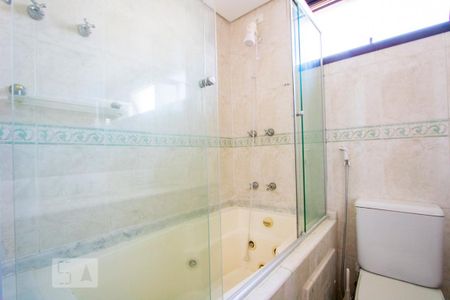 Apartamento para alugar com 129m², 3 quartos e 2 vagasBanheiro do quarto 3