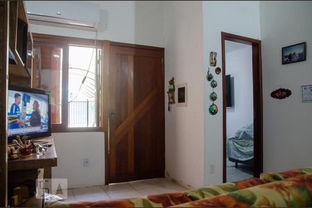 Sala de Estar de casa à venda com 2 quartos, 70m² em Aberta dos Morros, Porto Alegre