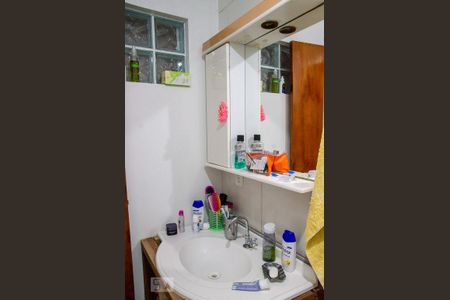 Casa à venda com 70m², 2 quartos e sem vagaBanheiro