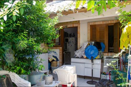 Casa à venda com 70m², 2 quartos e sem vagaDetalhe da area de serviço