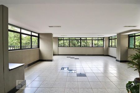 Apartamento para alugar com 51m², 1 quarto e sem vagaÁrea comum - Salão de festas