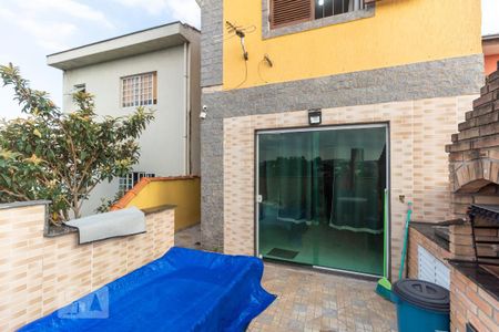 Casa à venda com 262m², 4 quartos e 8 vagas Casa à venda com 262m², 4 quartos e 8 vagasÁrea comum - Churrasqueira