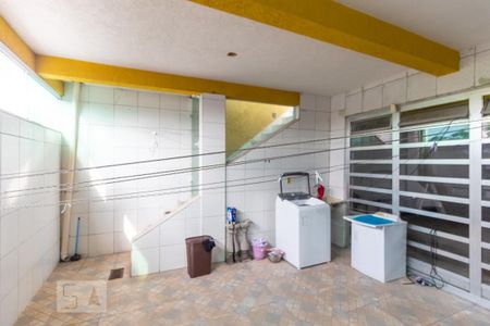 Casa à venda com 262m², 4 quartos e 8 vagas Casa à venda com 262m², 4 quartos e 8 vagasárea de serviço