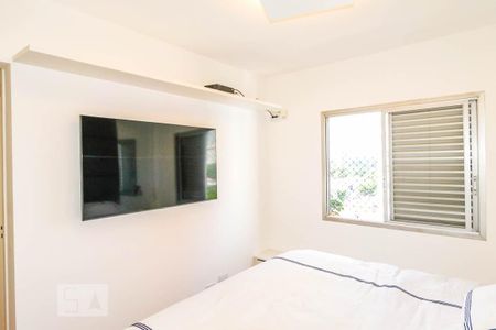 Apartamento à venda com 132m², 4 quartos e 2 vagasSuíte 1