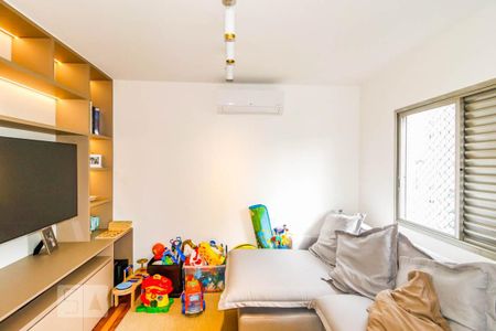 Apartamento à venda com 132m², 4 quartos e 2 vagasSala de TV