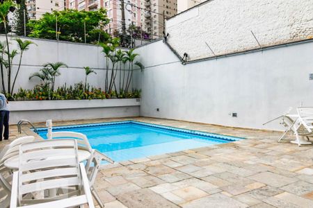 Apartamento à venda com 132m², 4 quartos e 2 vagasPiscina