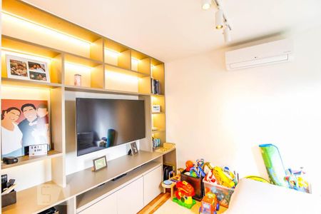 Apartamento à venda com 132m², 4 quartos e 2 vagasSala de TV