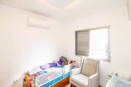 Apartamento à venda com 132m², 4 quartos e 2 vagasSuíte 2