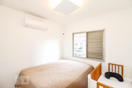 Apartamento à venda com 132m², 4 quartos e 2 vagasQuarto 2