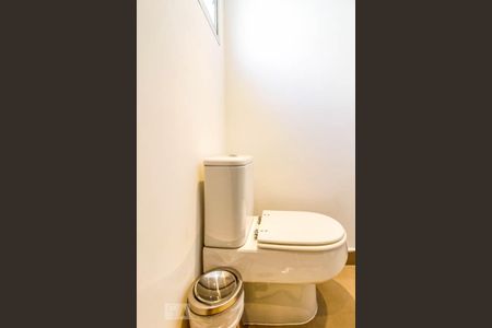 Apartamento à venda com 132m², 4 quartos e 2 vagasBanheiro Suíte 2