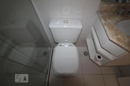 Apartamento à venda com 154m², 3 quartos e 2 vagasBanheiro 2 social