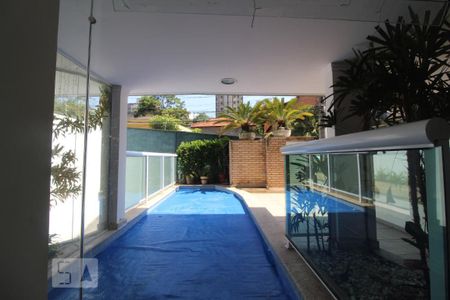 Apartamento à venda com 154m², 3 quartos e 2 vagasPiscina