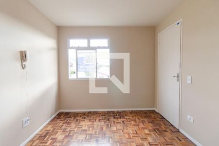 Sala de apartamento para alugar com 2 quartos, 45m² em Cidade Industrial de Curitiba, Curitiba