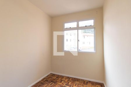 Quarto 2 de apartamento para alugar com 2 quartos, 45m² em Cidade Industrial de Curitiba, Curitiba