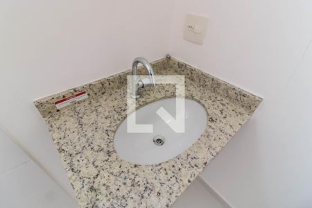 Apartamento para alugar com 80m², 2 quartos e 2 vagasBanheiro da Suíte
