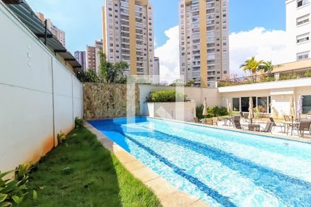 Apartamento para alugar com 80m², 2 quartos e 2 vagasÁrea comum - Piscina