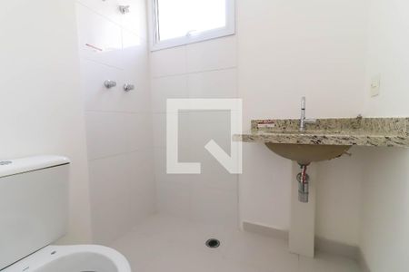 Apartamento para alugar com 80m², 2 quartos e 2 vagasBanheiro da Suíte