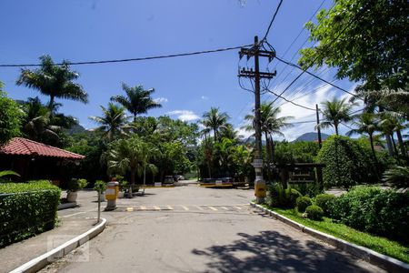 Casa de condomínio à venda com 1000m², 3 quartos e 2 vagas Casa de condomínio à venda com 1000m², 3 quartos e 2 vagasFachada do Condomínio