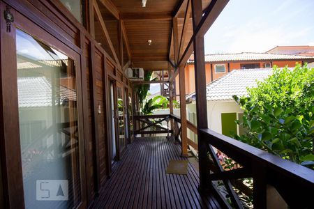 Varanda de casa de condomínio à venda com 3 quartos, 1000m² em Vargem Grande, Rio de Janeiro