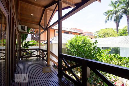 Varanda de casa de condomínio à venda com 3 quartos, 1000m² em Vargem Grande, Rio de Janeiro