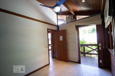 Quarto 1 de casa de condomínio à venda com 3 quartos, 1000m² em Vargem Grande, Rio de Janeiro