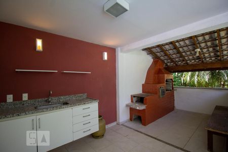 Casa de condomínio à venda com 1000m², 3 quartos e 2 vagas Casa de condomínio à venda com 1000m², 3 quartos e 2 vagasÁrea Gourmet