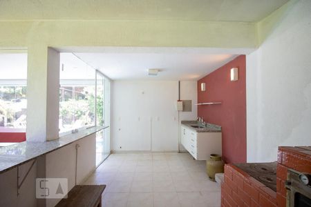 Casa de condomínio à venda com 1000m², 3 quartos e 2 vagas Casa de condomínio à venda com 1000m², 3 quartos e 2 vagasÁrea Gourmet
