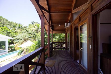 Varanda de casa de condomínio à venda com 3 quartos, 1000m² em Vargem Grande, Rio de Janeiro