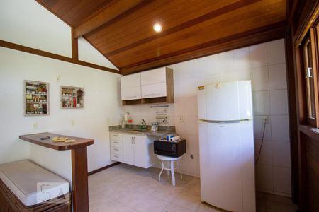 Casa de condomínio à venda com 1000m², 3 quartos e 2 vagas Casa de condomínio à venda com 1000m², 3 quartos e 2 vagasCozinha