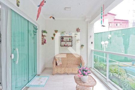 Casa à venda com 600m², 5 quartos e 4 vagasVaranda