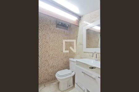 Casa à venda com 600m², 5 quartos e 4 vagasSótão - banheiro