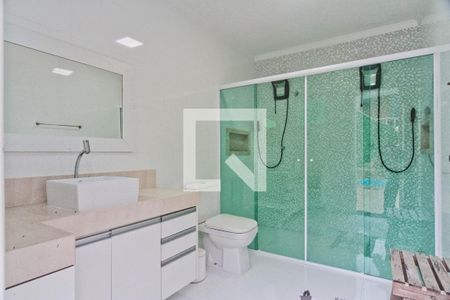 Casa à venda com 600m², 5 quartos e 4 vagasÁrea Externa - banheiro