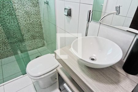 Casa à venda com 600m², 5 quartos e 4 vagasEdícula - banheiro