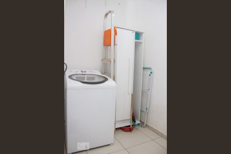 Apartamento à venda com 70m², 2 quartos e 1 vagaÁrea de Serviço