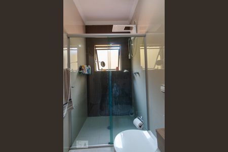 Casa à venda com 292m², 4 quartos e 3 vagasBanheiro