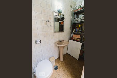 Banheiro de Serviço de casa à venda com 2 quartos, 112m² em Barra Funda, São Paulo